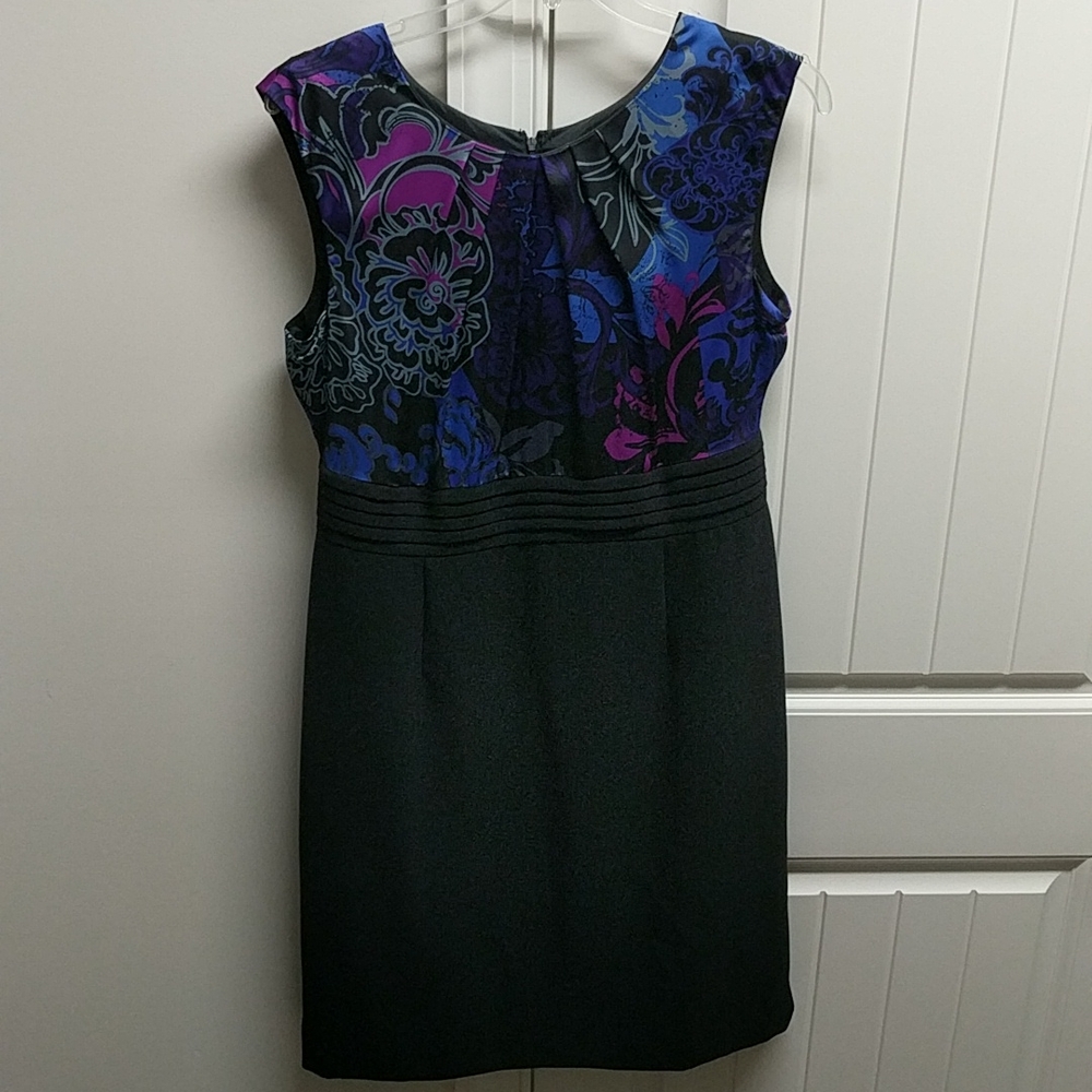 Tahari Sleeveless Dress